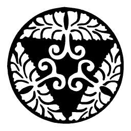 Scroll crest roundel