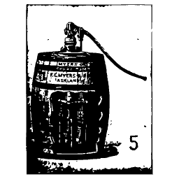 Barrel spray pump