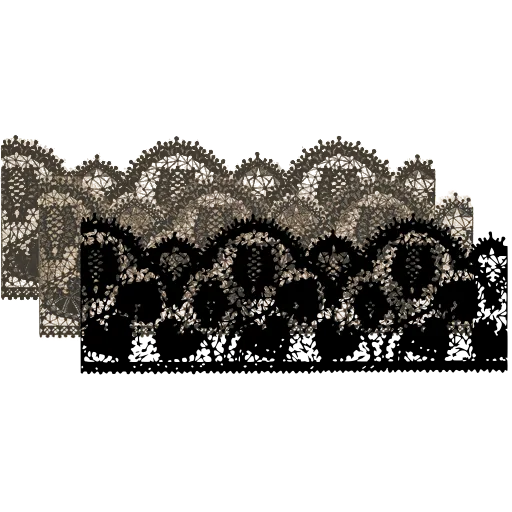 Scalloped lace border